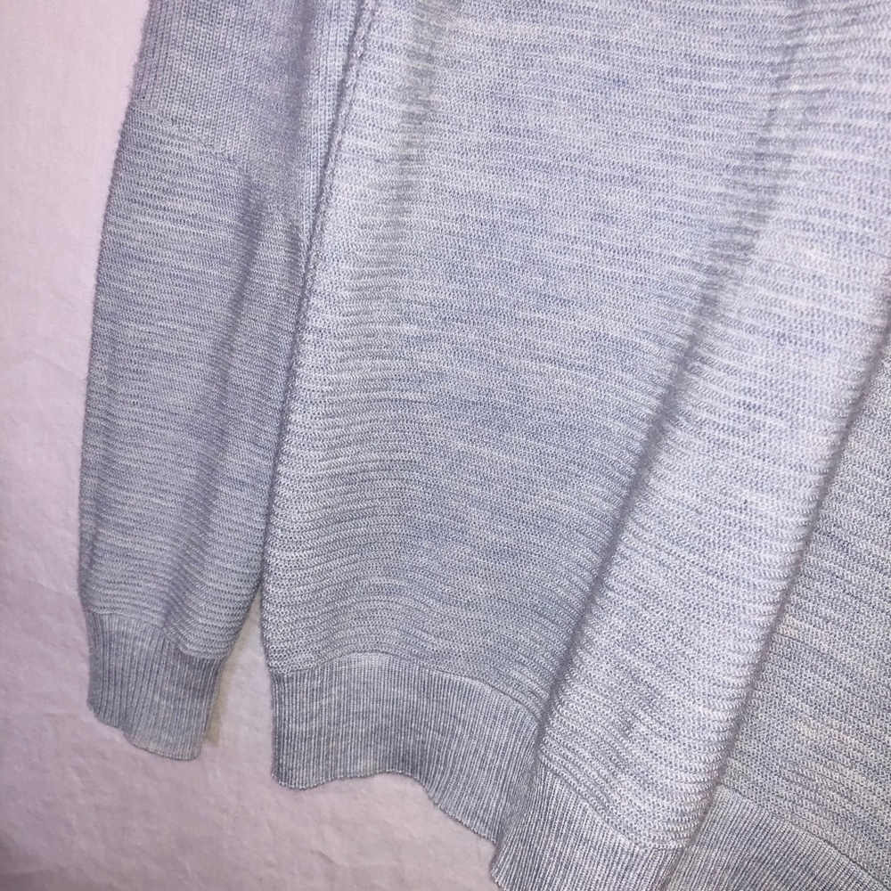 SOLD - pullover sweater - Picture 2 of 6